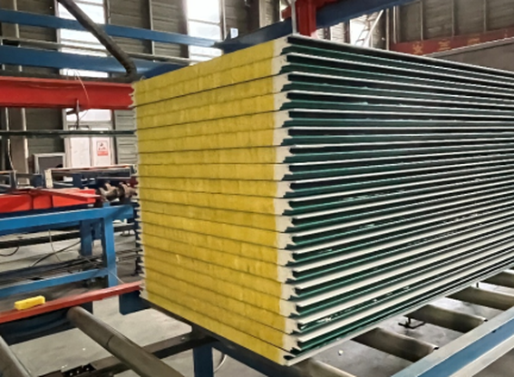 Sandwich wall panel Sandwich wall panel